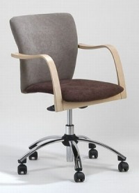 Hnědé kancelářské křeslo